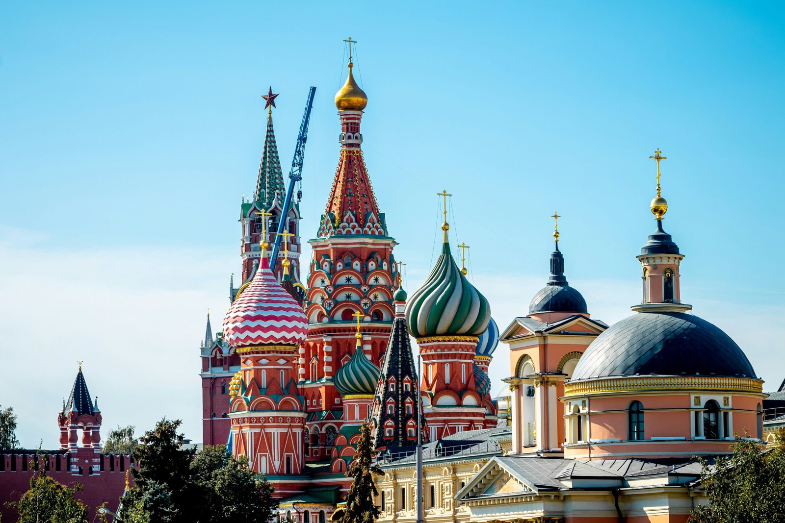 Saint Basil’s Cathedral in Moscow representing Russian power — used for an article on Vladimir Putin’s dog diplomacy and emotional psychology.