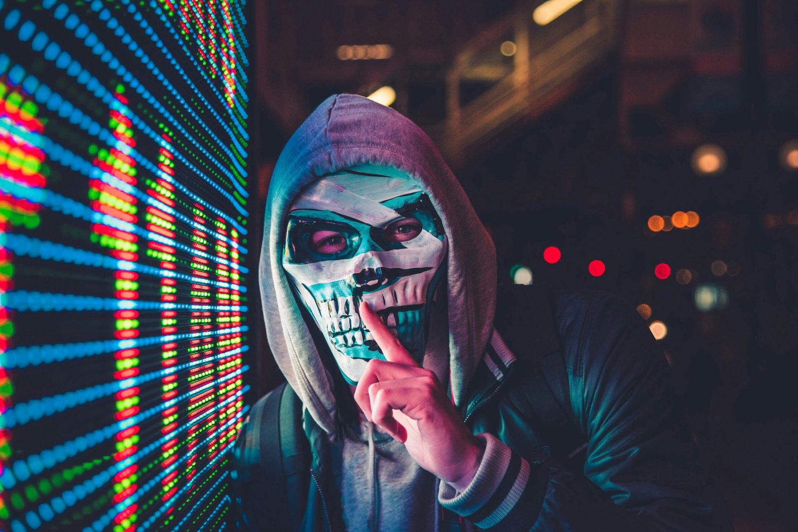 Common Myths and Facts About the Dark Web